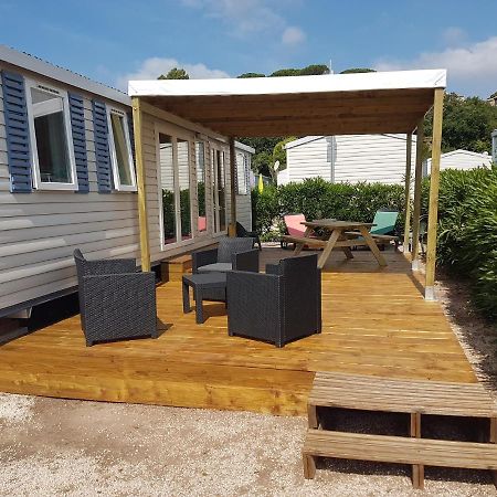 Frejus Tout Confort, Climatisation,Linge De Lit Et De Toilette, Coffre Fort, Ventilations Au Plafond Chambres Et Wifi Possible 外观 照片