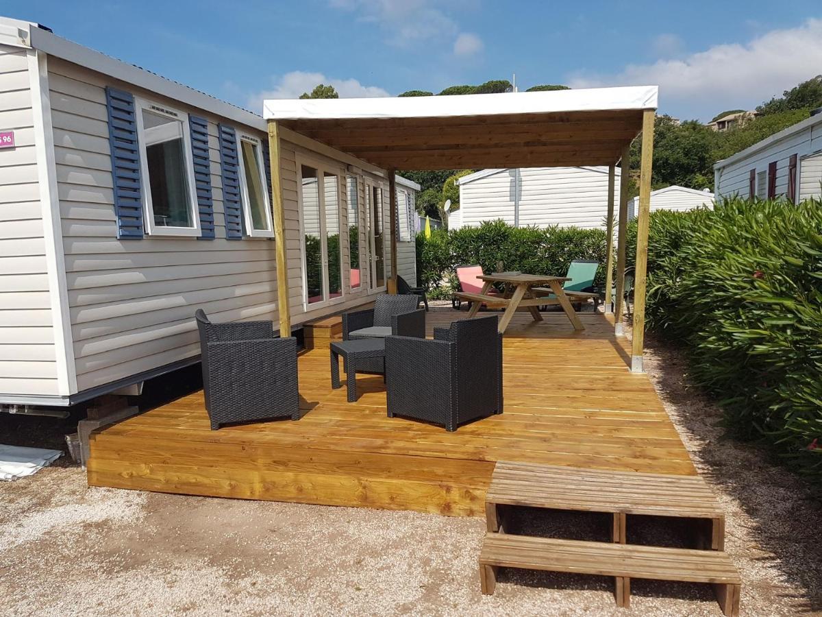 Frejus Tout Confort, Climatisation,Linge De Lit Et De Toilette, Coffre Fort, Ventilations Au Plafond Chambres Et Wifi Possible 外观 照片