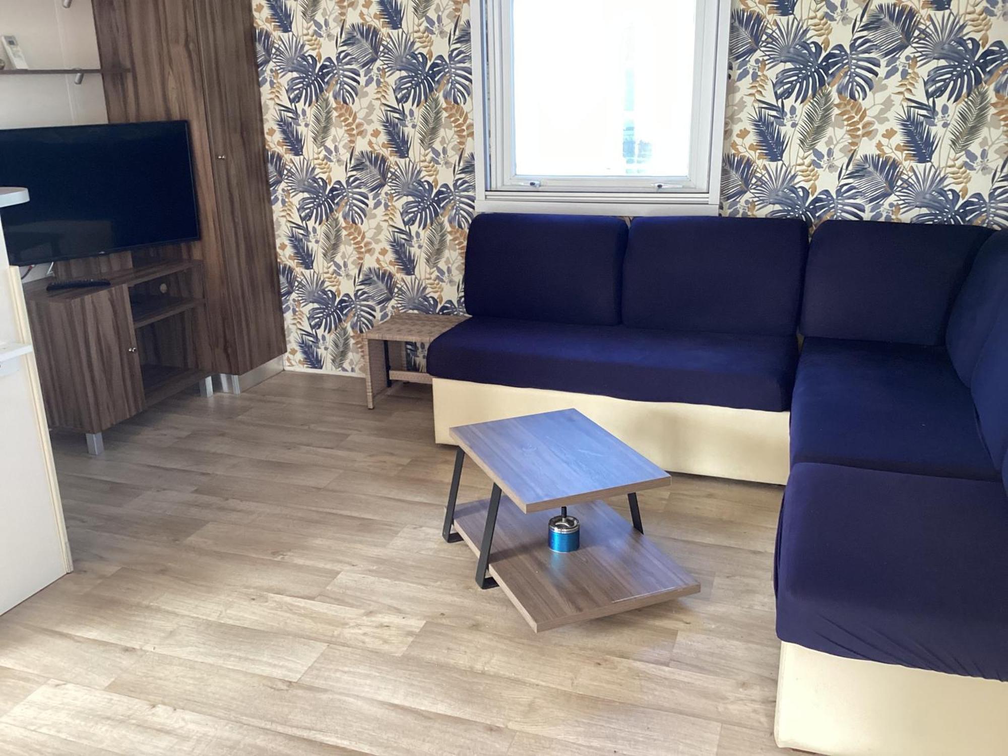 Frejus Tout Confort, Climatisation,Linge De Lit Et De Toilette, Coffre Fort, Ventilations Au Plafond Chambres Et Wifi Possible 外观 照片