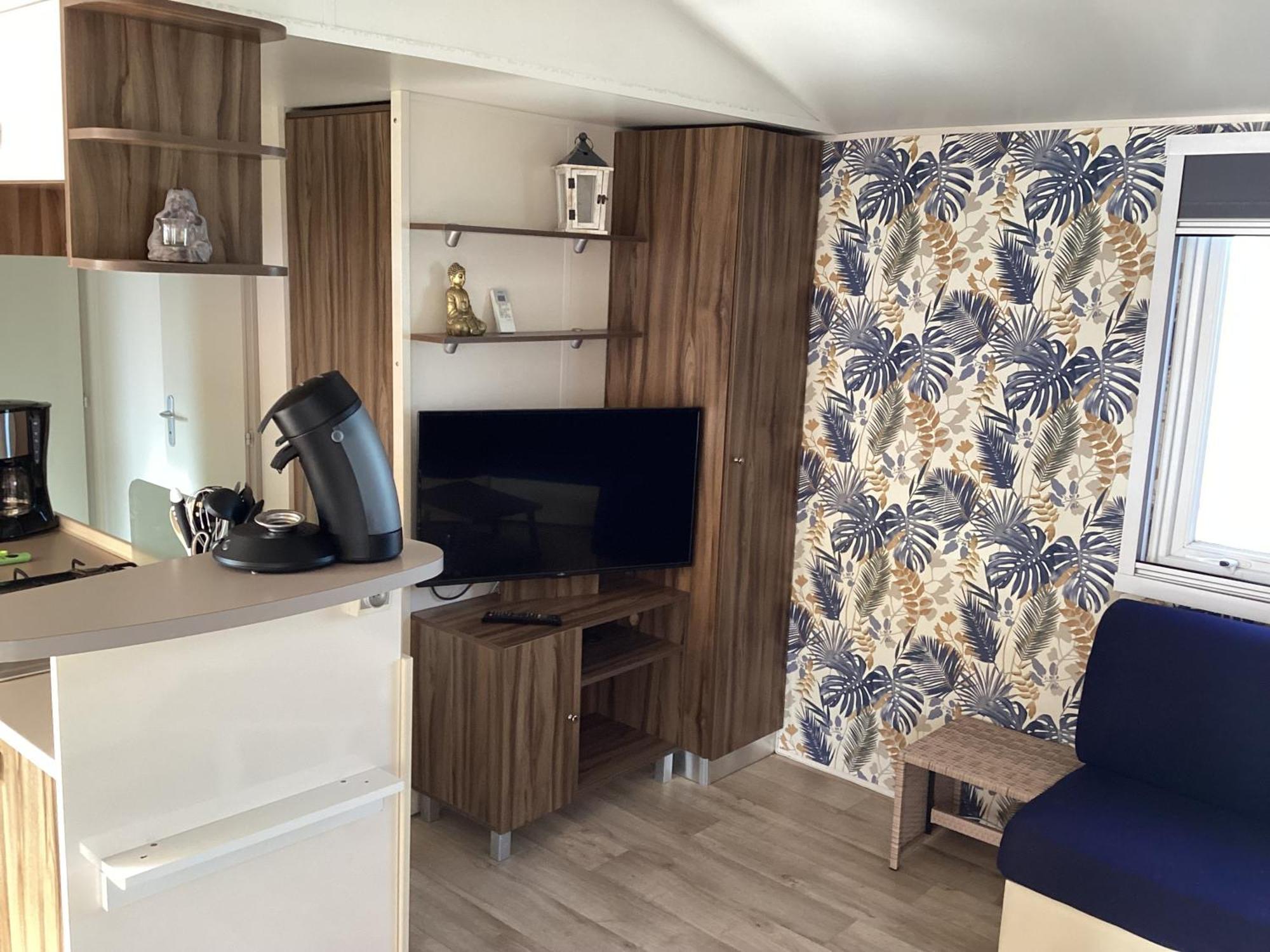Frejus Tout Confort, Climatisation,Linge De Lit Et De Toilette, Coffre Fort, Ventilations Au Plafond Chambres Et Wifi Possible 外观 照片